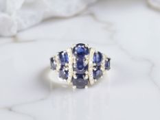 A pair of 9ct gold two-tone earrings CONDITION REPORT: 1g