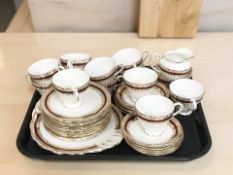 Thirty nine pieces of Salisbury Sarum tea china.