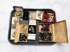 A group of costume jewellery, filigree and niello items,