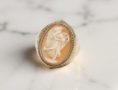 A 9ct gold cameo ring,