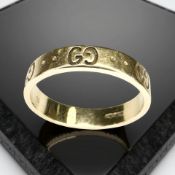 An 18ct yellow gold Gucci 'Icon' ring, size N½. CONDITION REPORT: 4.