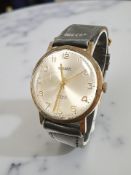 A gent's 9ct gold Majex wristwatch, manual wind 17 jewel movement, inscription to case back,