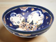 A Carlton Ware fruit bowl, diameter 25.5 cm.