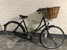 A lady's Pashley Princess shopper bike, frame 21