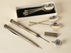 A silver mechanical pencil, another similar stamped 900, a set of six teaspoons,