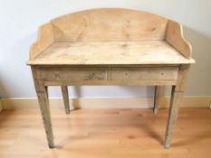 A Victorian pine wash stand, 105 cm x 54 cm x 95 cm.