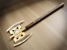 A replica of Gimli's axe from The Lord of the Rings films, length 85 cm.