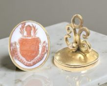 An antique 18ct gold intaglio fob CONDITION REPORT: 6.