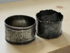 Two silver napkin rings CONDITION REPORT: 47g