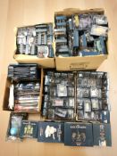 A very large quantity of Eaglemoss Doctor Who collector's figurines and models, related magazines,