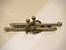 A 15ct gold bar brooch CONDITION REPORT: 3.