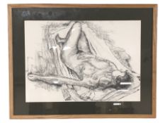 Patricia Bille : Reclining nude, charcoal, 40 cm x 56 cm.