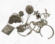 Assorted silver jewellery, filigree items etc CONDITION REPORT: 168g gross.