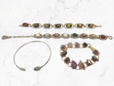 A silver and Baltic amber bracelet, length 19cm,