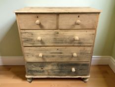 An early 20th century pine five drawer chest, 115 cm x 46 cm x 126 cm.