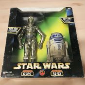 A Kenner Star Wars Action Collection figurine set Electronic C-3PO and R2-D2,