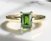 A 9ct gold green diopside ring, size P CONDITION REPORT: 1.