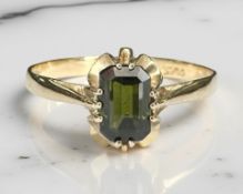 A 9ct gold green tourmaline ring, size N CONDITION REPORT: 1.