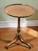 A mahogany tripod occasional table, height 76 cm.