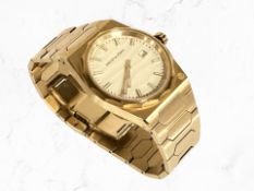 A gent's gold plated quartz calendar wristwatch signed 'Specht & Sohne'.