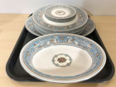 Twelve various Wedgwood florentine dinner plates.