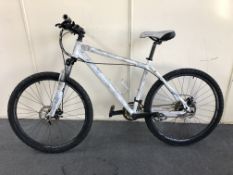 A Carerra Vulcan bike,