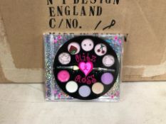 A large quantity of Glitz Gloss make up sets (2 boxes)