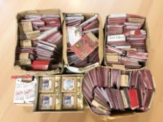 A large quantity of Christmas greetings cards (1 pallet)