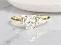A 9ct gold cubic zirconia ring,