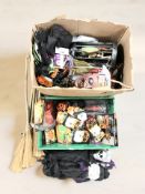 A quantity of Halloween decorations (2 boxes)