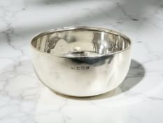 A silver sugar bowl, Birmingham 1927,