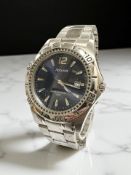A gent's stainless steel Accurist watch
