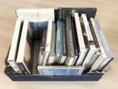 Modern volumes relating to photography (17)