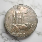 A World War I bronze death penny, named to David Greig.