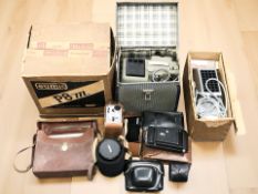 A Eumig projector, vintage cameras, lenses including Vivitar, etc.