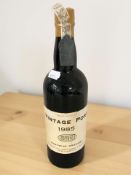 A vintage bottle of Borges of Porto 1985 port, 75 cl.