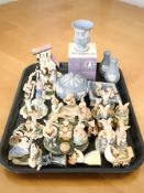 A group of ceramic collectables to include Wedgwood Jasperware,