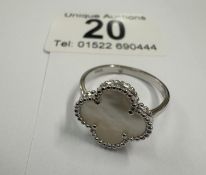 A silver Van Cleef & Arpels style ring 2.7 grams