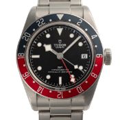 A GENTLEMAN'S SIZE STAINLESS STEEL TUDOR BLACK BAY GMT CHRONOMETER BRACELET WATCH DATED 2019, REF.