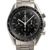 A GENTLEMAN'S SIZE STAINLESS STEEL OMEGA SPEEDMASTER PROFESSIONAL CHRONOGRAPH BRACELET WATCH CIRCA