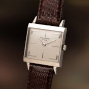 A RARE GENTLEMAN'S SIZE 18K WHITE GOLD PATEK PHILIPPE WRIST WATCH CIRCA 1960, REF. 3406 Movement: