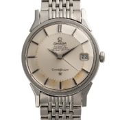 A GENTLEMAN'S SIZE STAINLESS STEEL OMEGA CONSTELLATION CHRONOMETER DATE BRACELET WATCH CIRCA 1969,