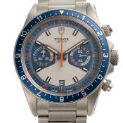 A GENTLEMAN'S SIZE STAINLESS STEEL TUDOR 