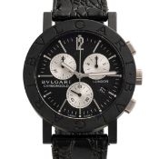A GENTLEMAN'S SIZE BULGARI CARBONGOLD LONDON CHRONOGRAPH WRIST WATCH CIRCA 2000, REF. BB 38CL CH,