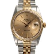 A GENTLEMAN'S SIZE STEEL & GOLD ROLEX OYSTER PERPETUAL DATEJUST BRACELET WATCH CIRCA 1989, REF.