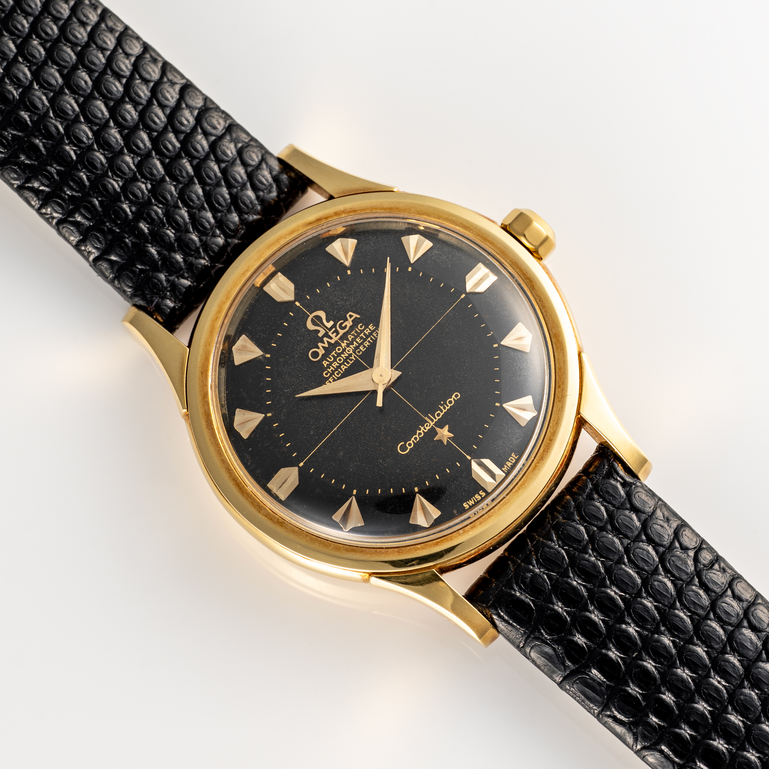 A FINE & RARE GENTLEMAN'S SIZE 18K SOLID GOLD OMEGA CONSTELLATION CHRONOMETER WRIST WATCH CIRCA - Image 5 of 9
