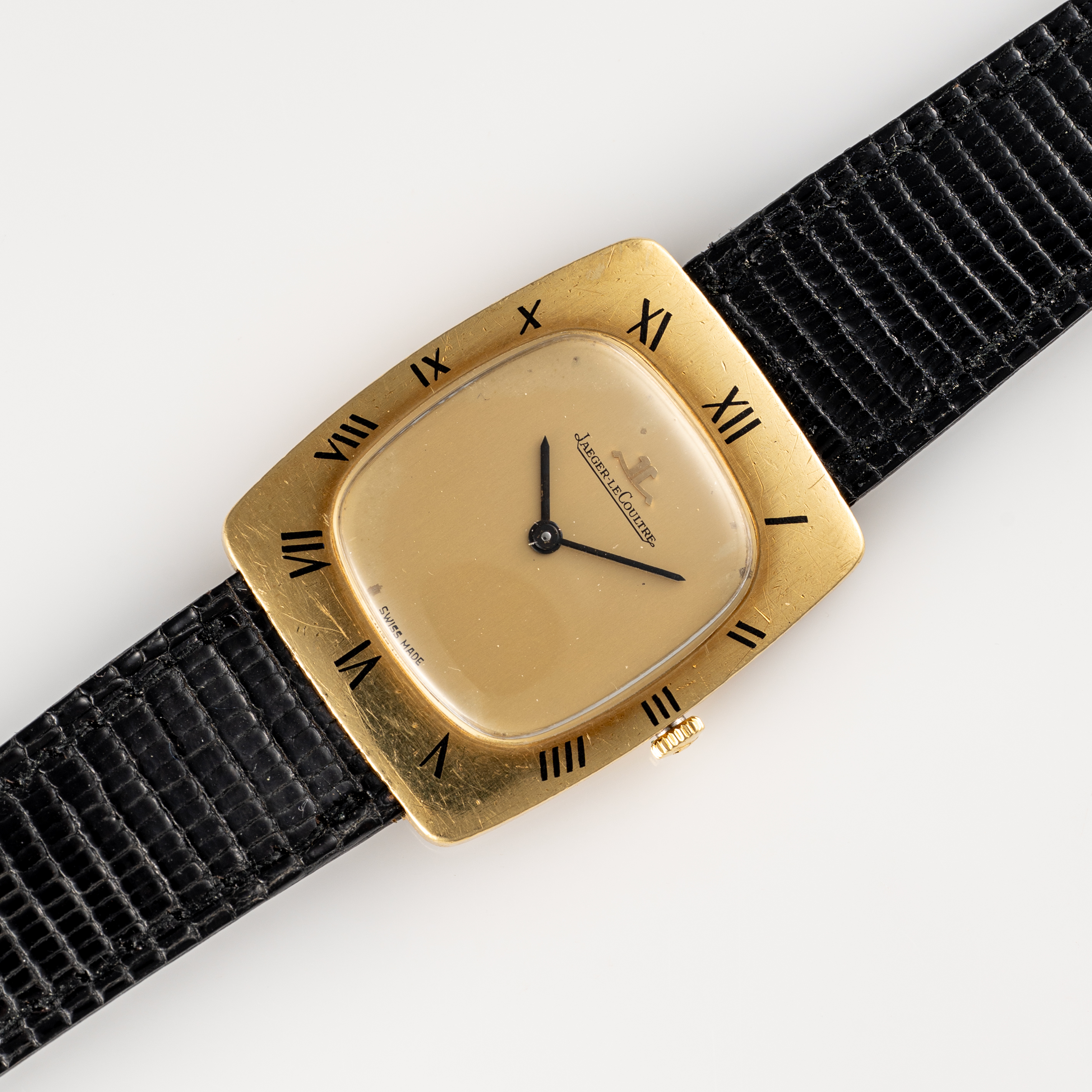 A RARE & UNUSUAL GENTLEMAN'S SIZE 18K SOLID GOLD JAEGER LECOULTRE WRIST WATCH CIRCA 1970s, REF. 9106 - Image 4 of 8