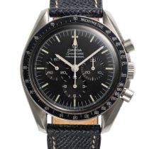 A GENTLEMAN'S SIZE STAINLESS STEEL OMEGA SPEEDMASTER PROFESSIONAL CHRONOGRAPH WRIST WATCH CIRCA