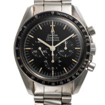 A GENTLEMAN'S SIZE STAINLESS STEEL OMEGA SPEEDMASTER PROFESSIONAL CHRONOGRAPH BRACELET WATCH CIRCA