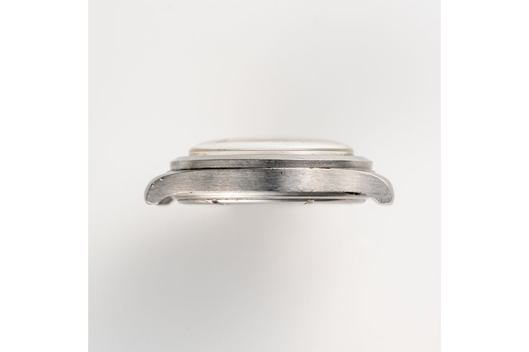 A GENTLEMAN'S SIZE STAINLESS STEEL BRITISH MILITARY CYMA W.W.W. WRIST WATCH CIRCA 1945, PART OF - Image 6 of 8